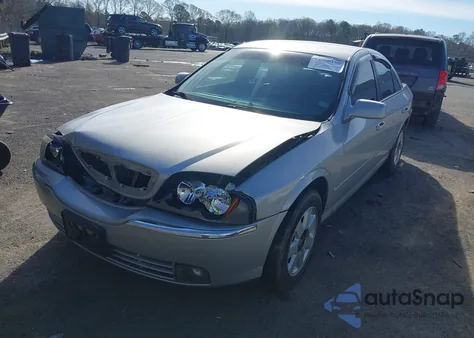 2003 Lincoln Ls V6 z USA, uszkodzony, nr VIN 1LNHM86S03Y657350